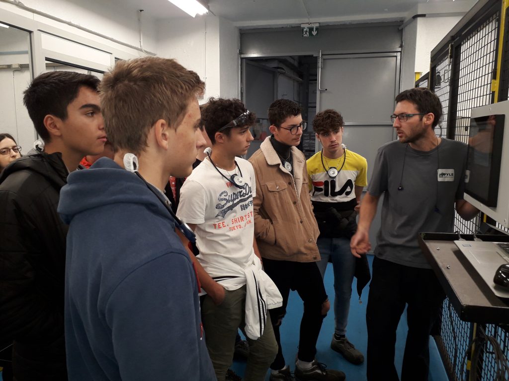 Les 2 MEI chez PYLE Industries Lycée polyvalent Colomb